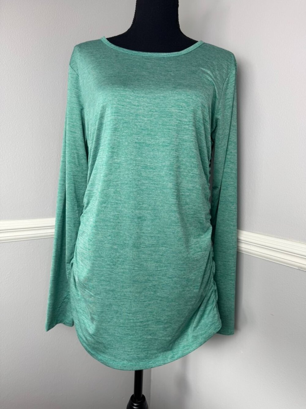 Eddie Bauer L Green Resolution Side Ruched Hiking Outdoor Casual Lightweight